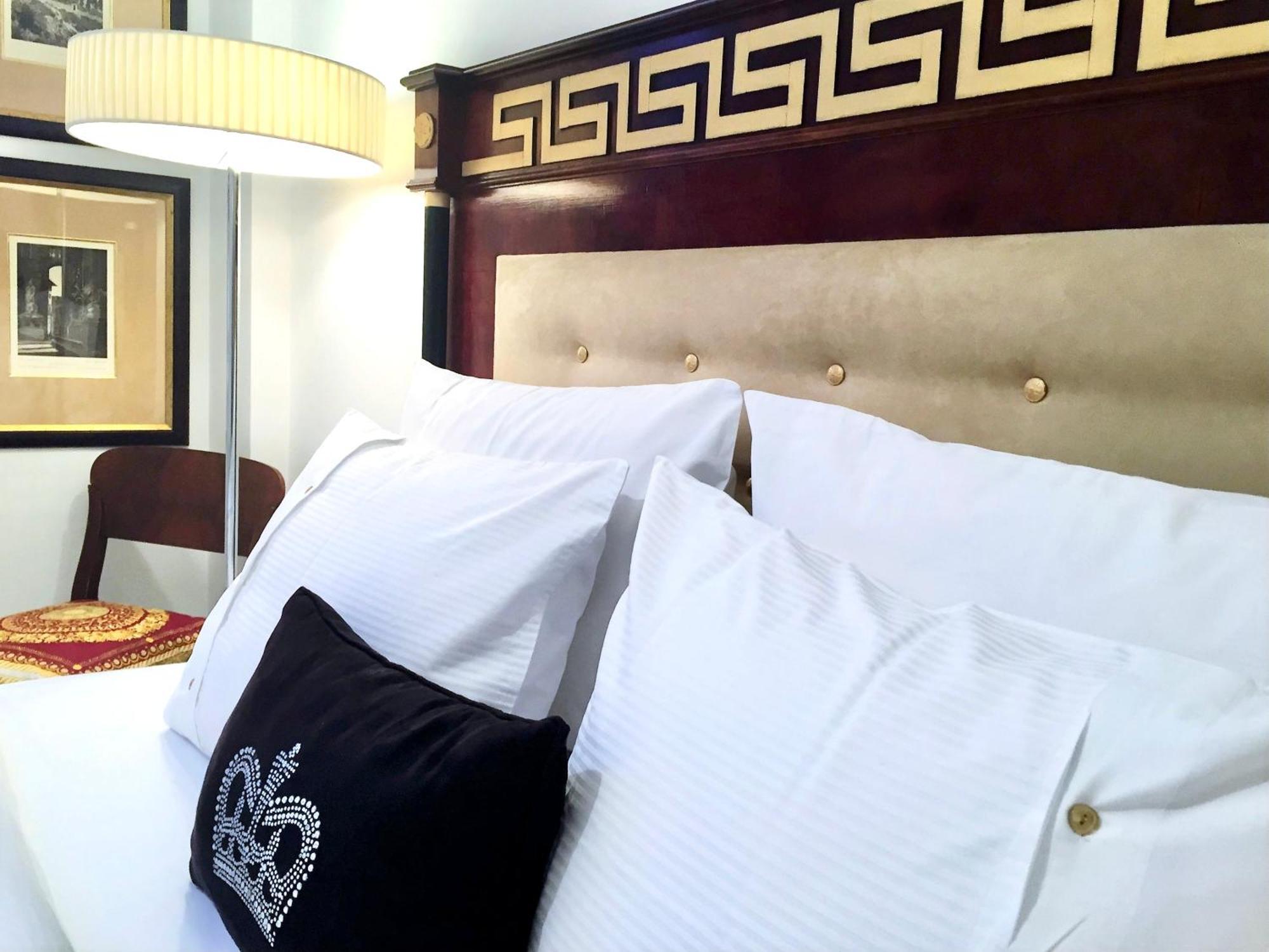 Mondrian Luxury & Market Square I 5* Warszawa